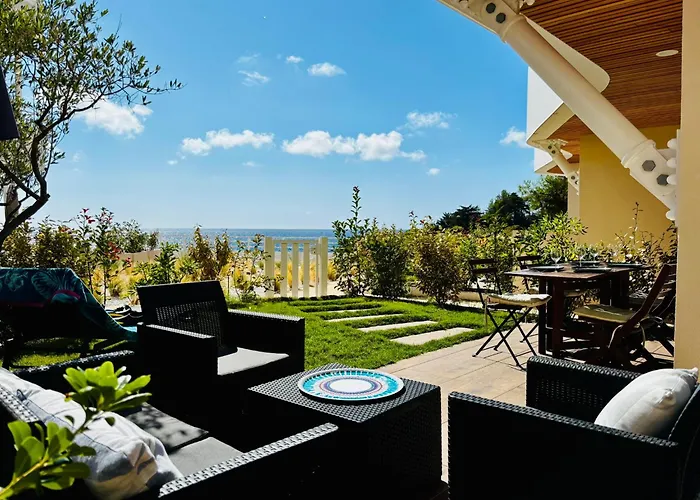 Апартаменты Azurea Esterel Vue Piscine Chauffee