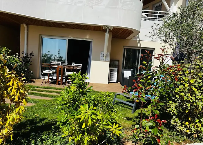 Azurea Esterel Vue Piscine Chauffee