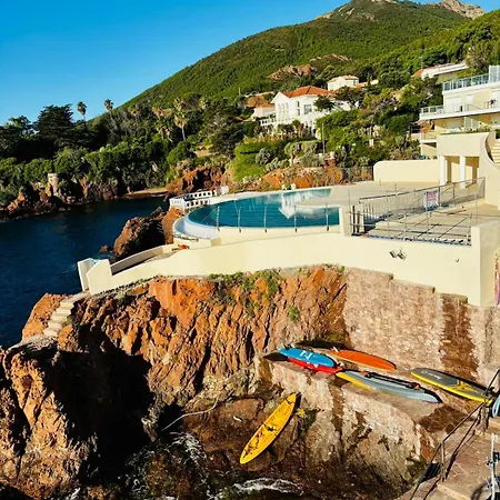 Azurea Esterel Vue Piscine Chauffee Classe 3 Etoiles شقة Saint-Raphaël