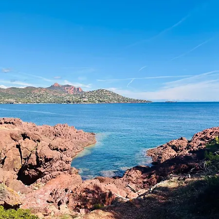 Apartment Azurea Esterel Vue Piscine Chauffee Classe 3 Etoiles *
